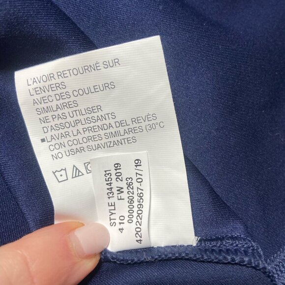 Under Armour ColdGear Long Sleeve Curved Hem Tee Shirt Thumbholes Blue Medium - Picture 10 of 10